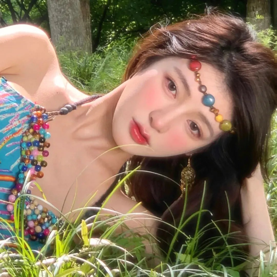 红色八爪女